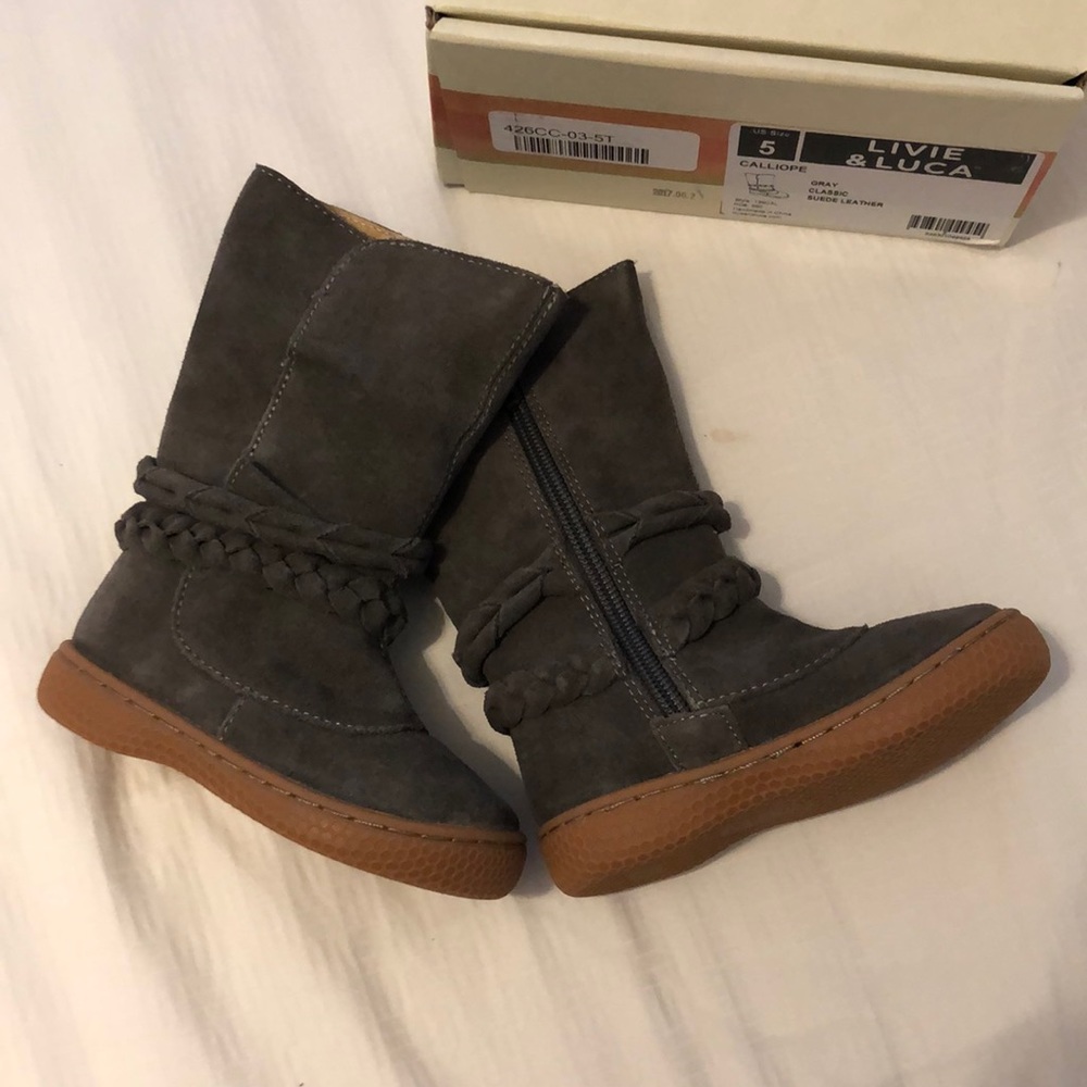 Livie & Luca gray suede leather boots